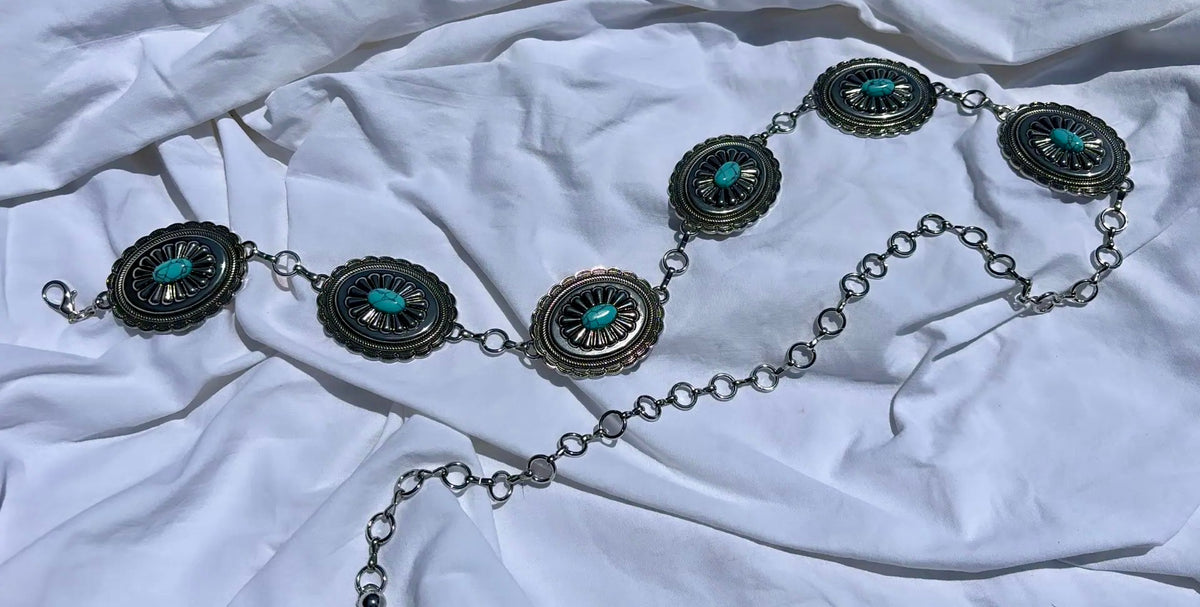Concho chain belt