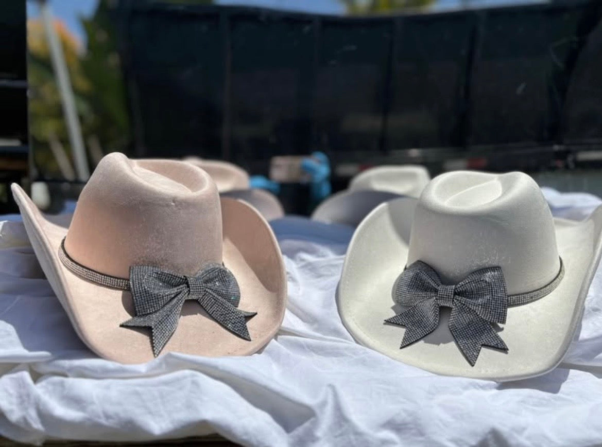 Cowboy bow hat