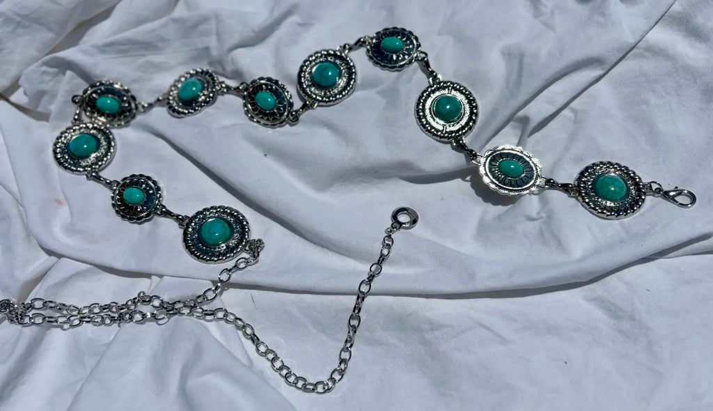 Concho chain belt